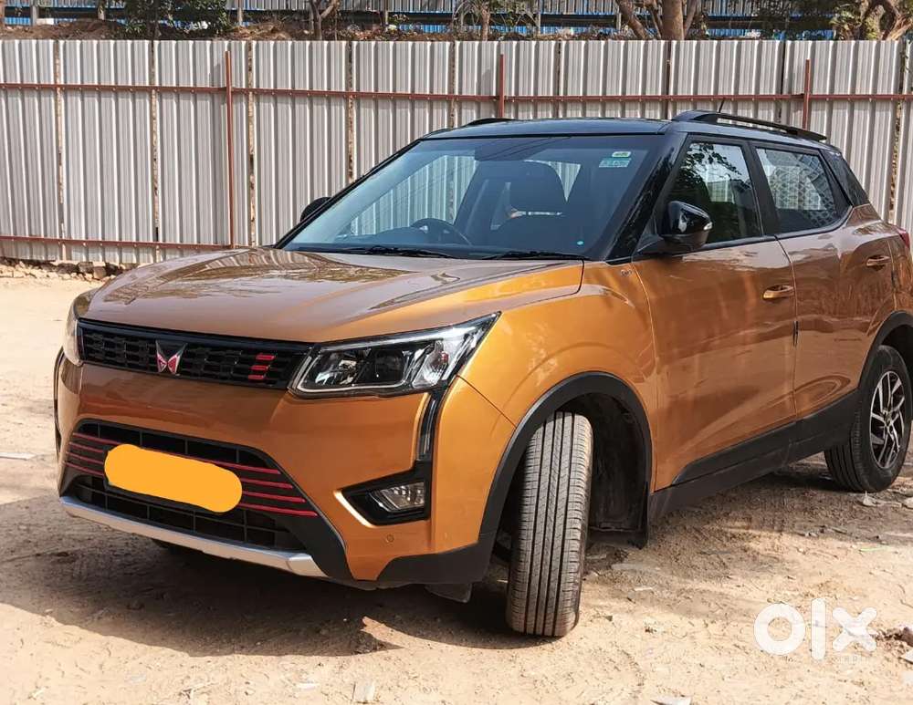 Mahindra Xuv300 W8(o) Turbo Engine 2024 Dual Tone