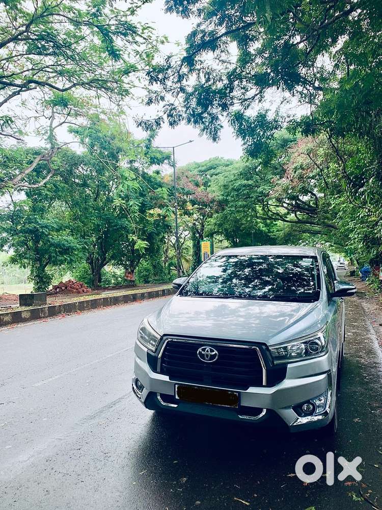 Toyota Innova Crysta
