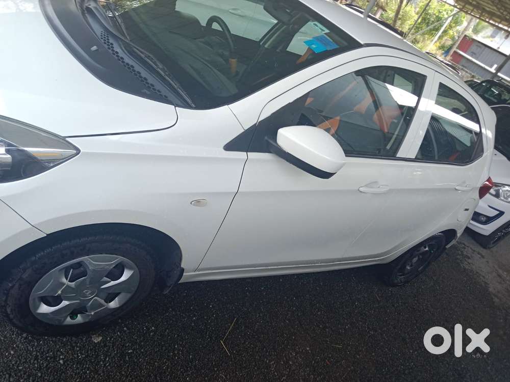 Tata Tiago 1.2 Revotron Xt (o), 2019, Petrol