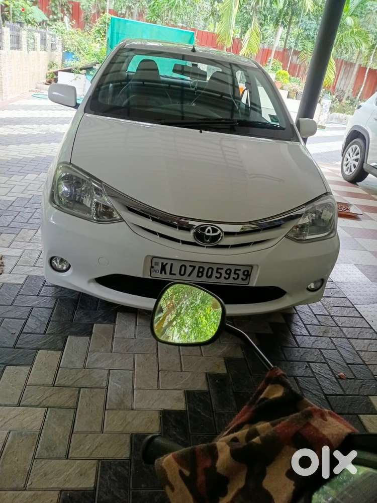 Toyota Etios 2011 Petrol