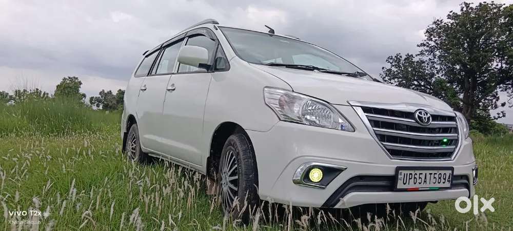 Toyota Innova Petrol Manual 2010 Car