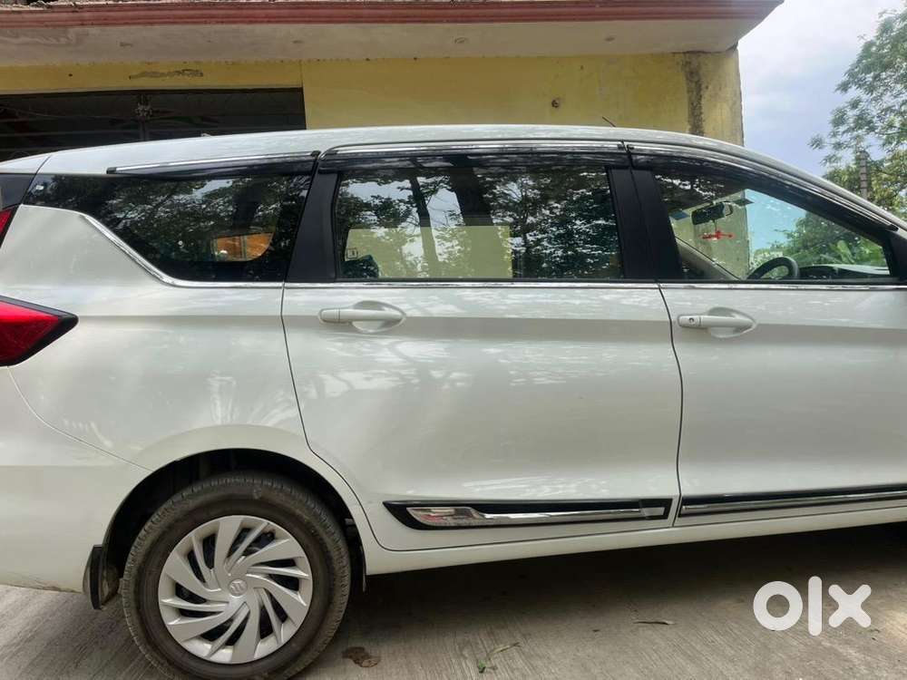 Maruti Suzuki Ertiga 2025 Cng & Hybrids 7000 Km Driven