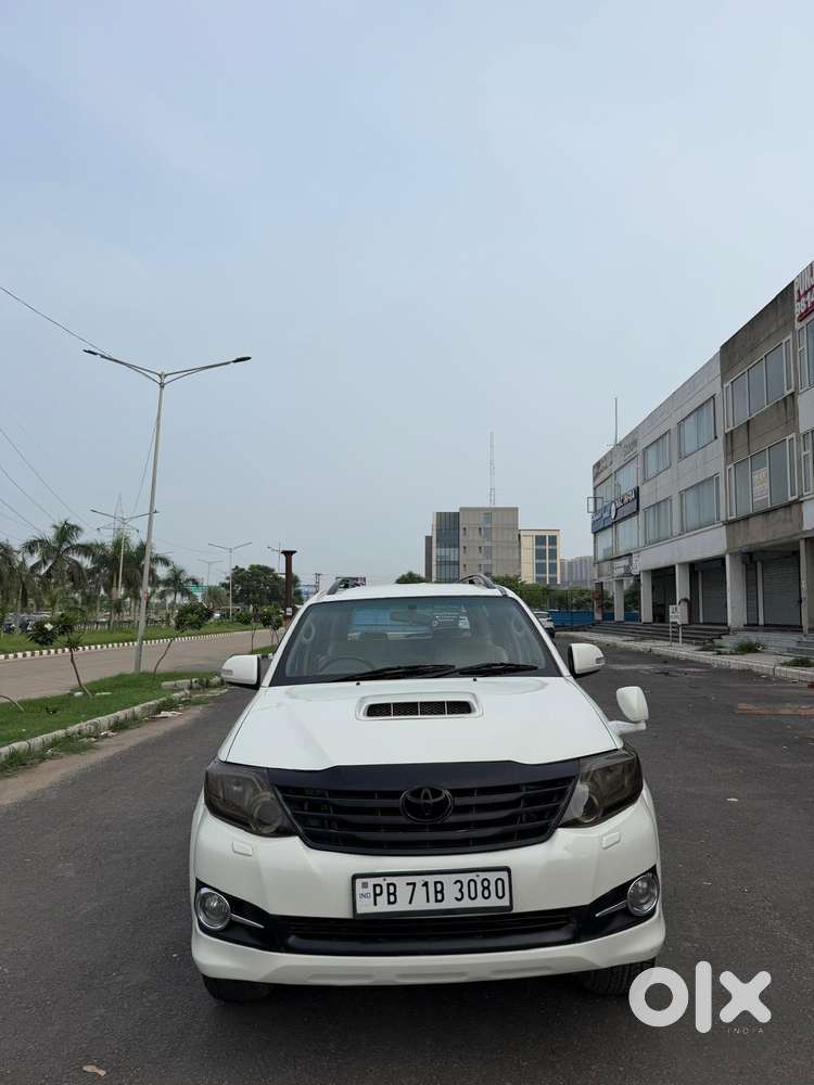 Toyota Fortuner 3.0 4x2 Automatic, 2013, Diesel