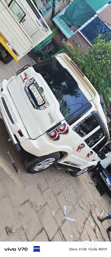 Mahindra Scorpio Classic 2015 डीज़ल