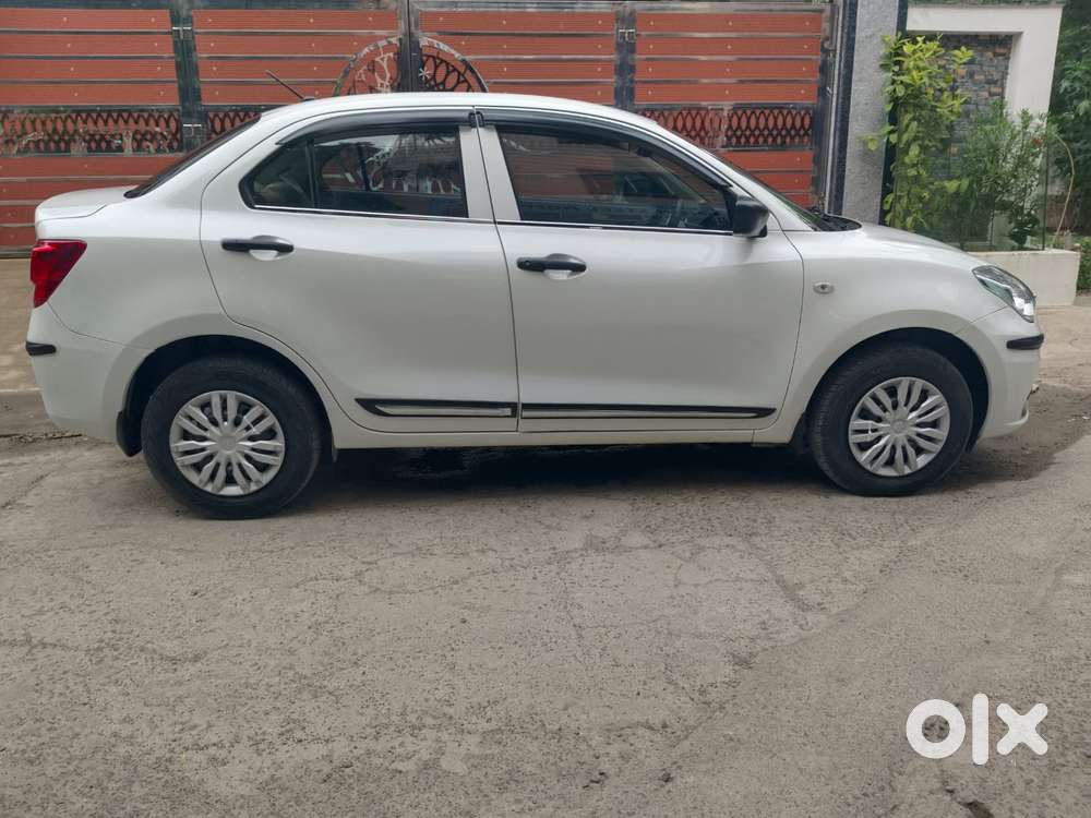 Maruti Suzuki Dzire 1.2 Vxi, 2024, Petrol