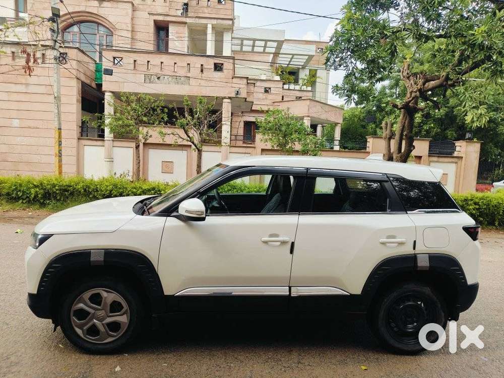 Maruti Suzuki Brezza 1.5 Vxi Smart Hybrid, 2023, Petrol