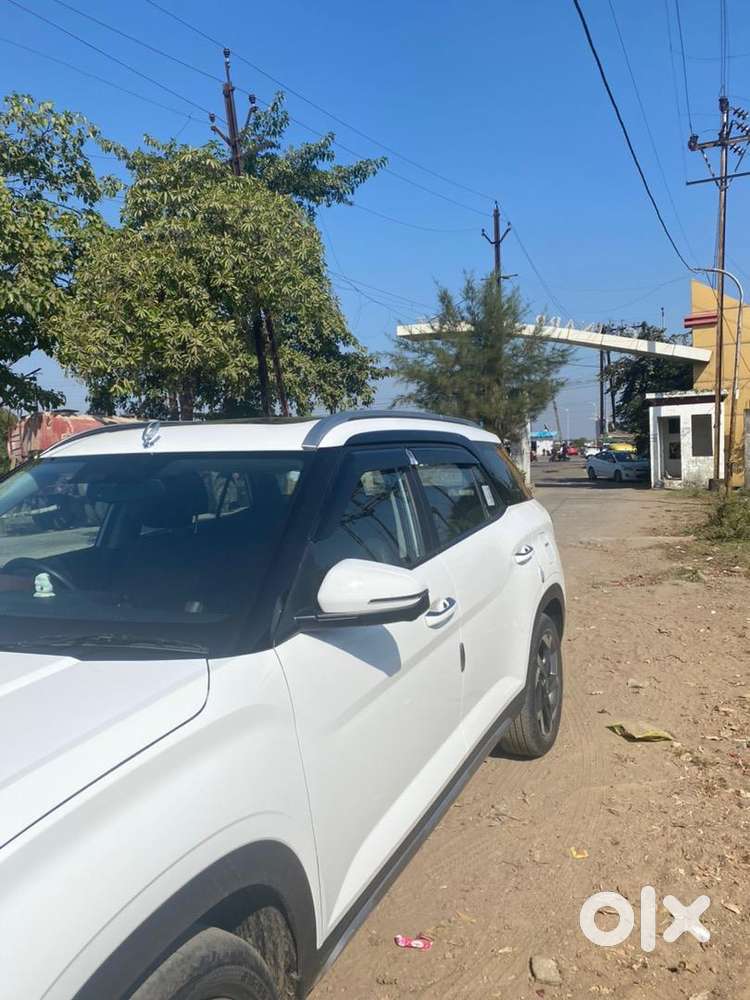 Hyundai Alcazar 2024 Petrol 15000 Km Driven