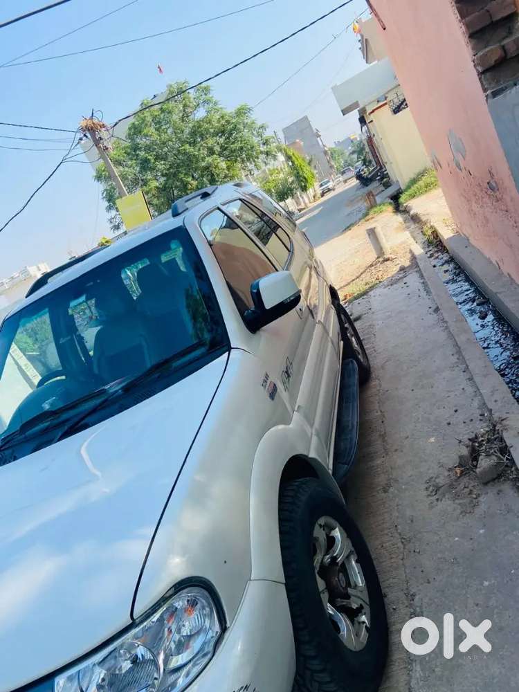Tata Safari 2009