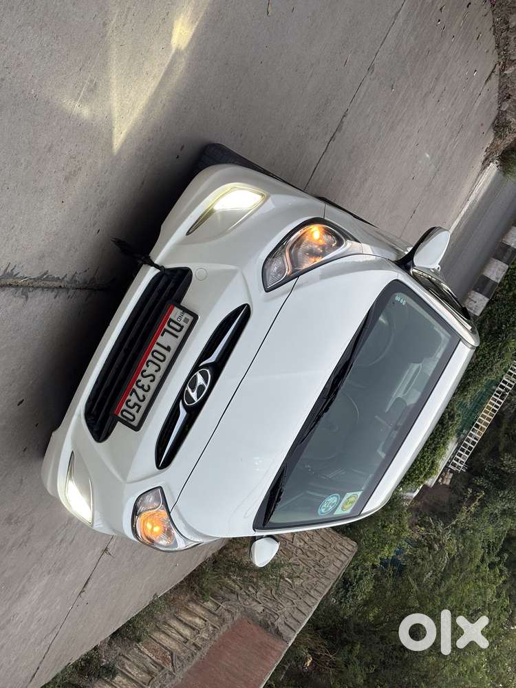 Hyundai Verna Fluidic 1.6 Vtvt Sx Automatic, 2014, Petrol