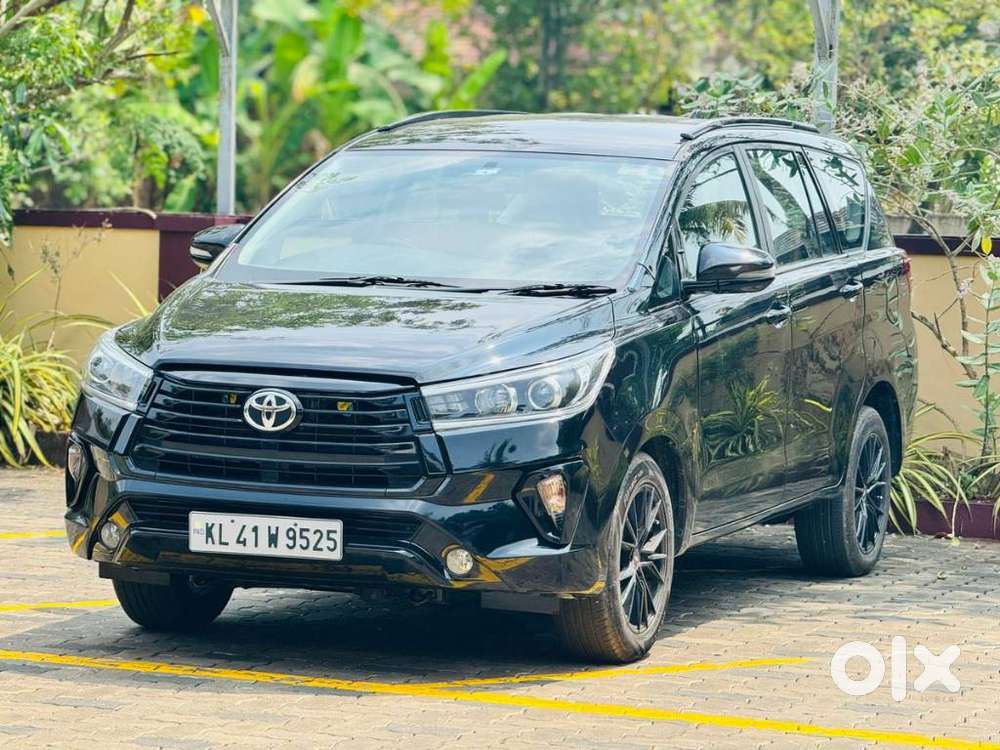 Toyota Innova Crysta 2.4 Z 7 Str, 2016, Diesel
