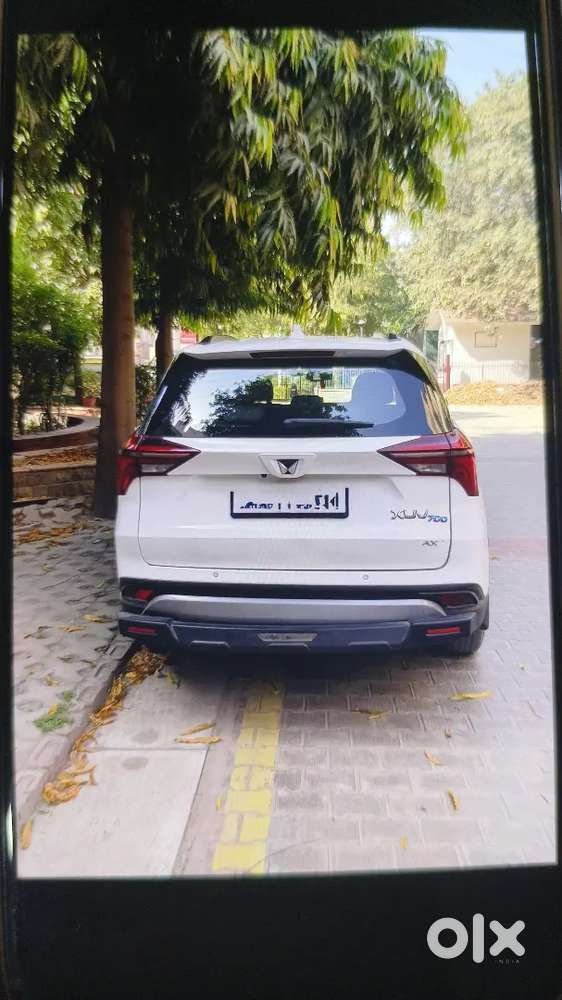 Mahindra Xuv700 2023 Petrol 25851 Km Driven