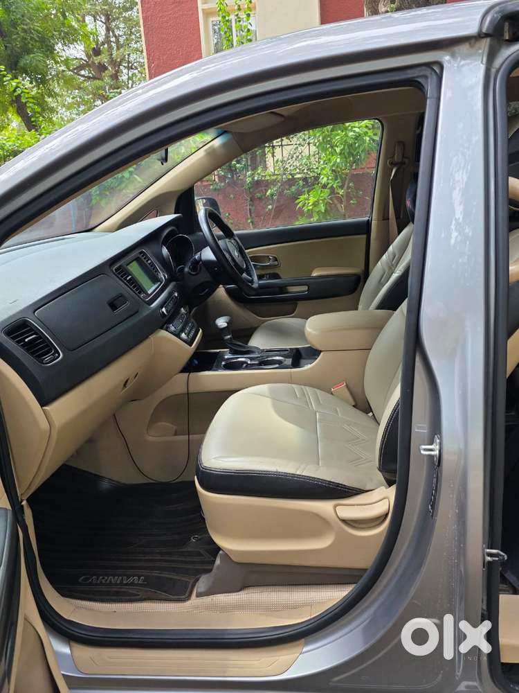 Kia Carnival Premium, 2020, Diesel
