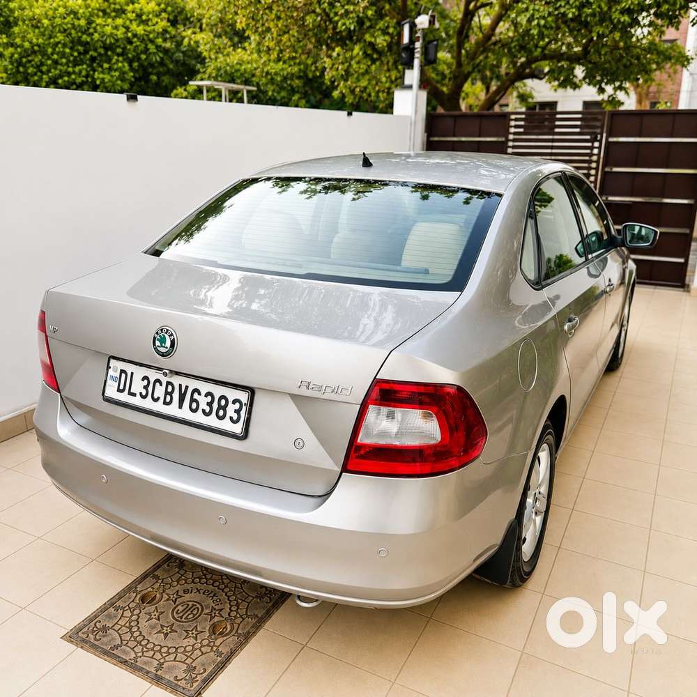 Skoda Rapid 1.6 Mpi Elegance, 2012, Petrol