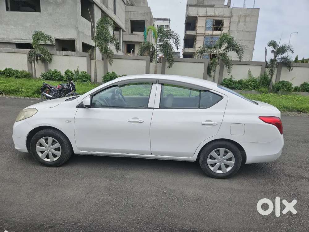 Nissan Sunny 2013 Petrol Well Maintained