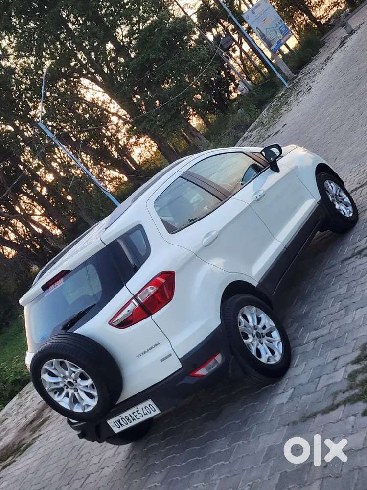 Ford Ecosport Titanium 
Petrol 
Push Button Stat
Full Insurance