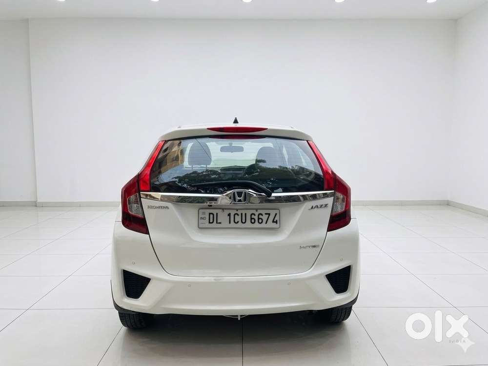 Honda Jazz V Mt Privilege, 2016, Petrol