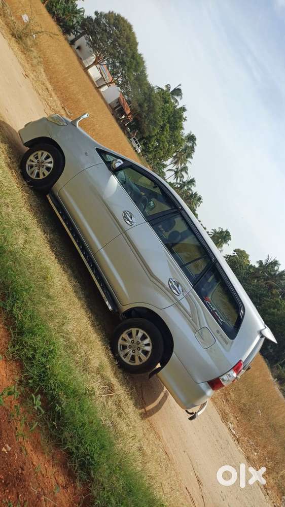 Toyota Innova 2.5 V 7 Str, 2010, Diesel