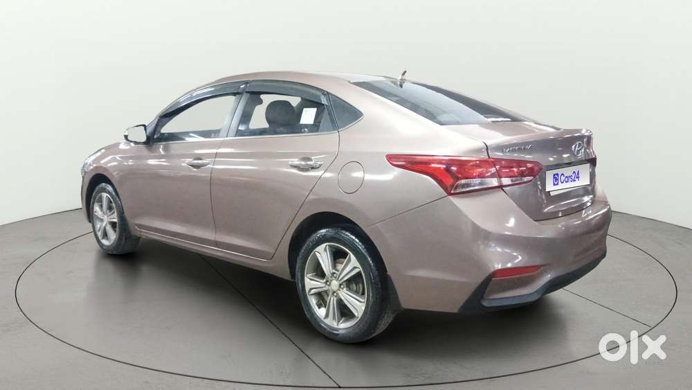 Hyundai Verna 1.6 Vtvt Sx, 2019, Petrol