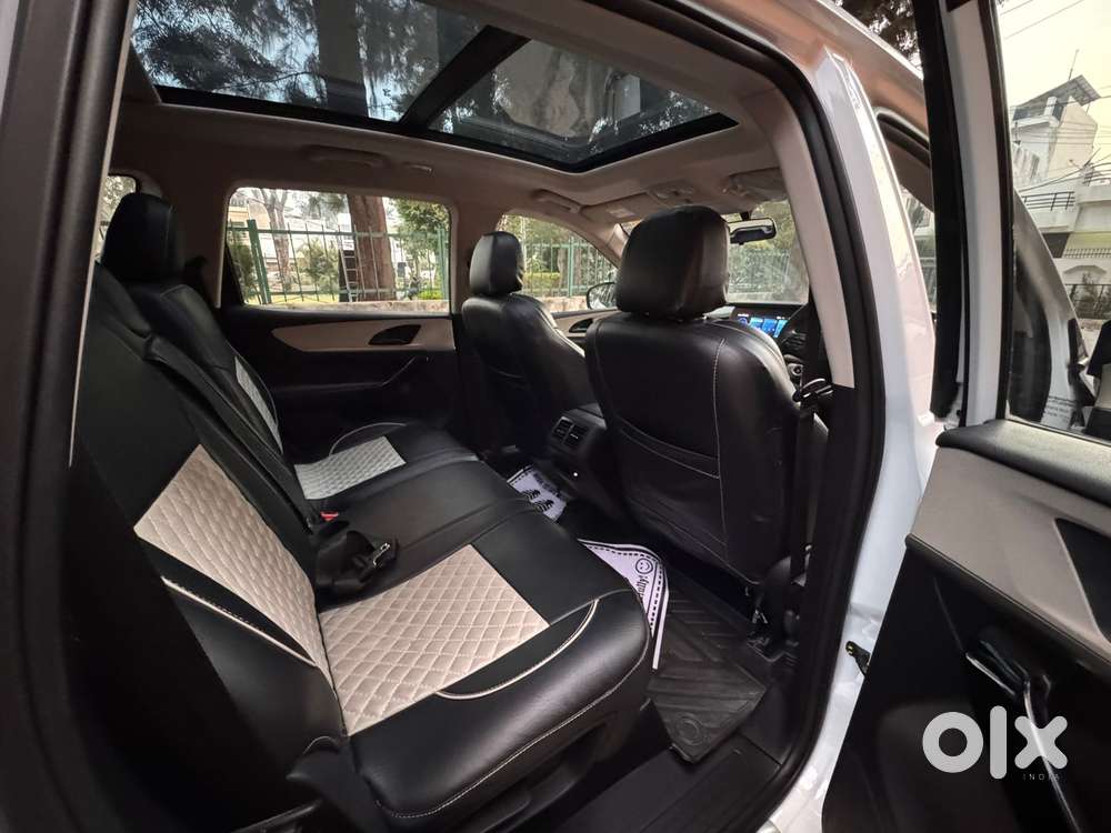 Mahindra Xuv700 2.2 Ax 5 Diesel Mt 7 Str, 2024, Diesel