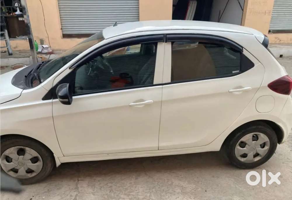 Tata Tiago 2023 Petrol 35000 Km Driven