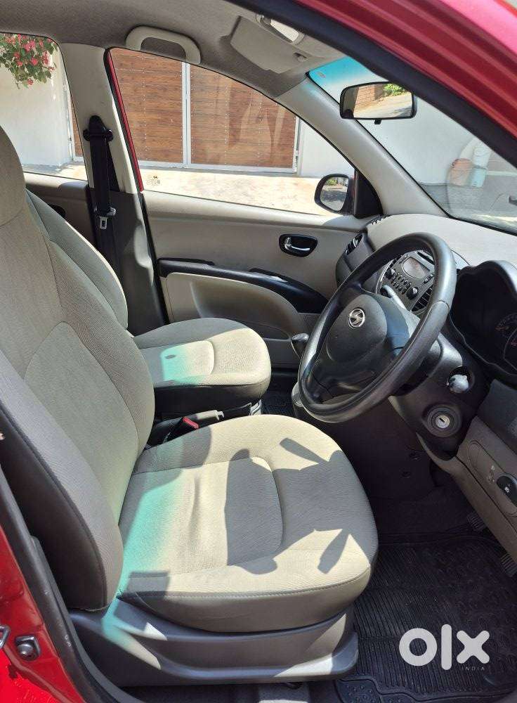 Hyundai I10 Sportz, 2012, Petrol