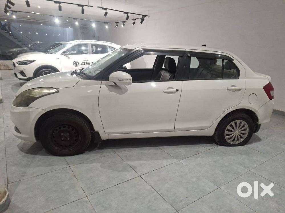 Maruti Suzuki Swift Dzire Vxi Optional, 2016, Petrol