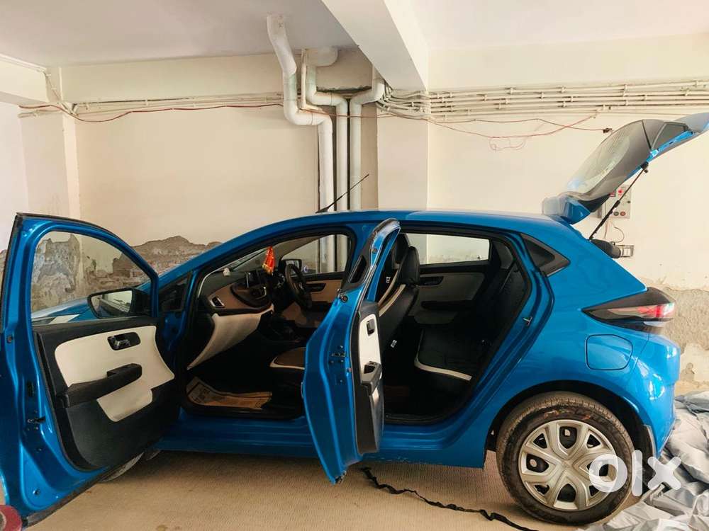 Tata Altroz 1.2 Xm Plus, 2024, Petrol