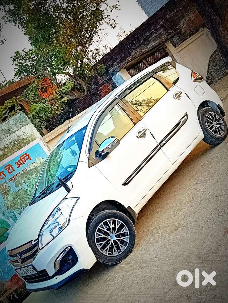Maruti Suzuki Ertiga Vxi Petrol