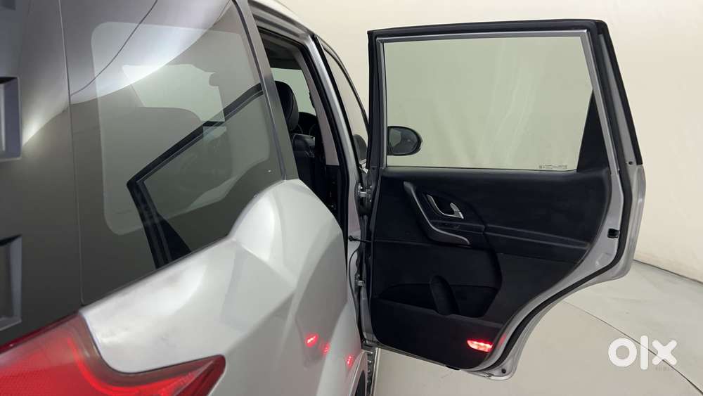 Mahindra Xuv500 W10 At, 2017, Diesel