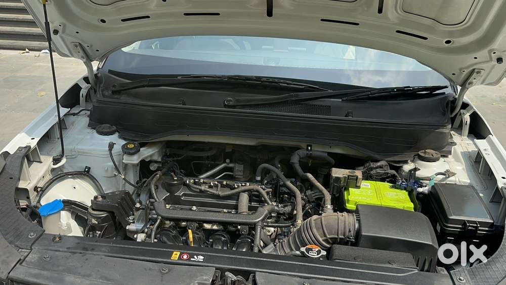 Hyundai Venue 1.2 S (o), 2022, Petrol