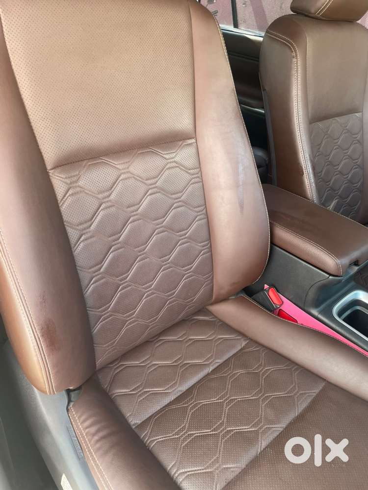 Toyota Innova Hycross 2024 30786 Km Driven