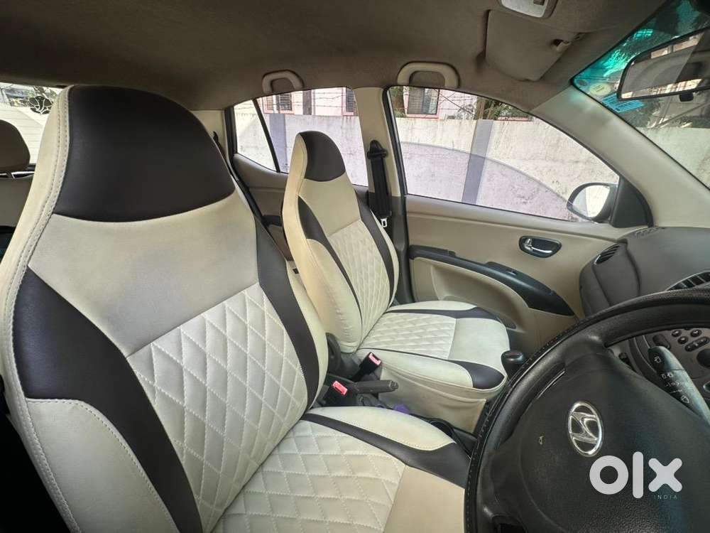 Urgent  Hyundai I10 2011 Cng & Hybrids Good Condition