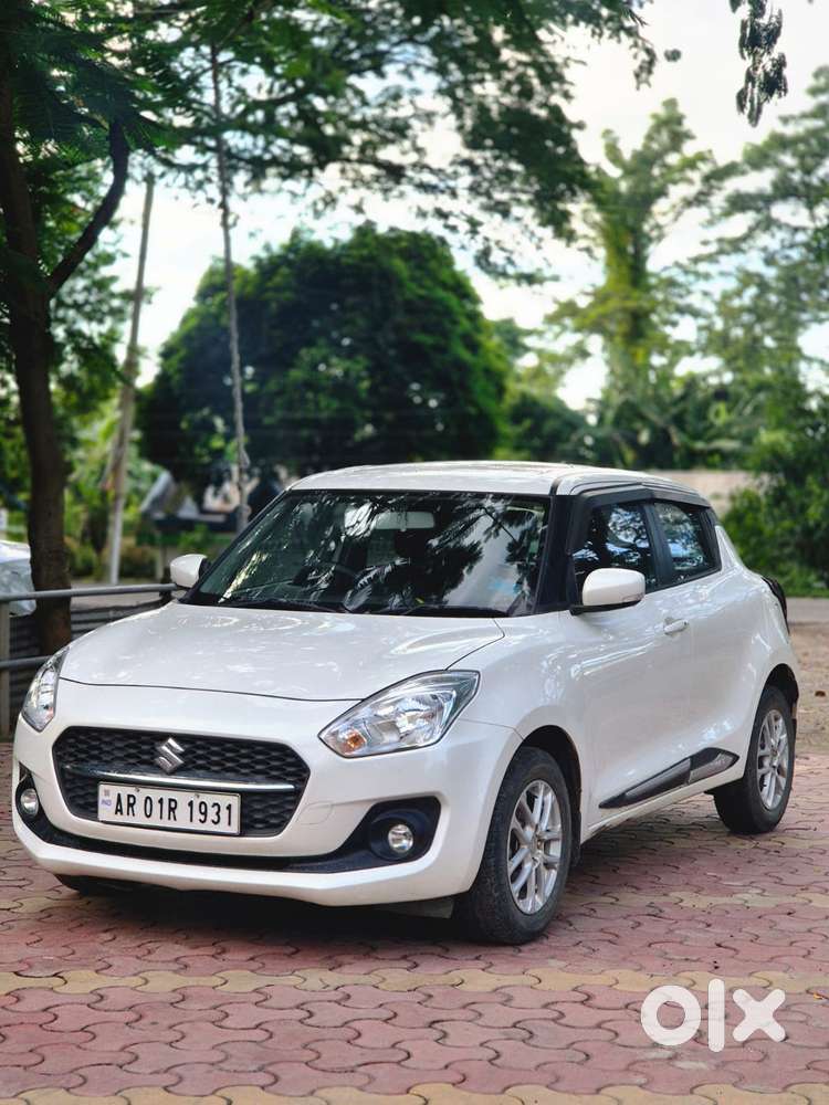 Maruti Suzuki Swift 1.3 Zxi, 2023, Petrol