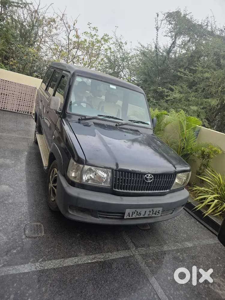 Toyota Qualis 2004 Diesel 398567 Km Driven