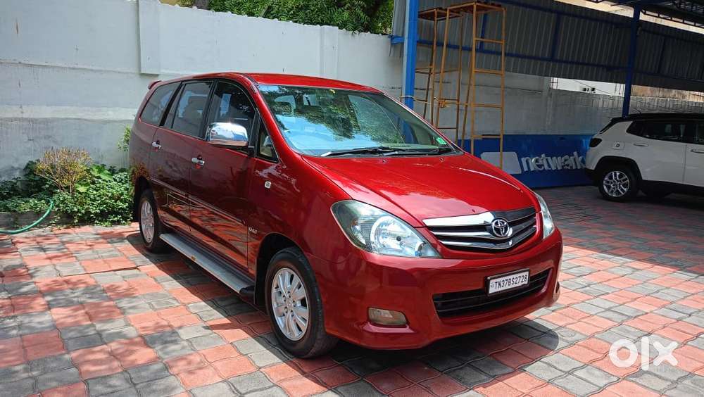 Toyota Innova 2.5 V 7 Str, 2011, Diesel