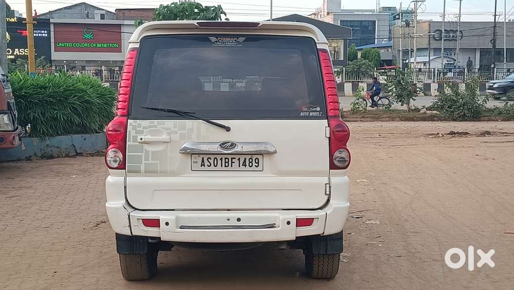 Mahindra Scorpio Vlx 2wd Abs At Bsiii, 2013, Diesel