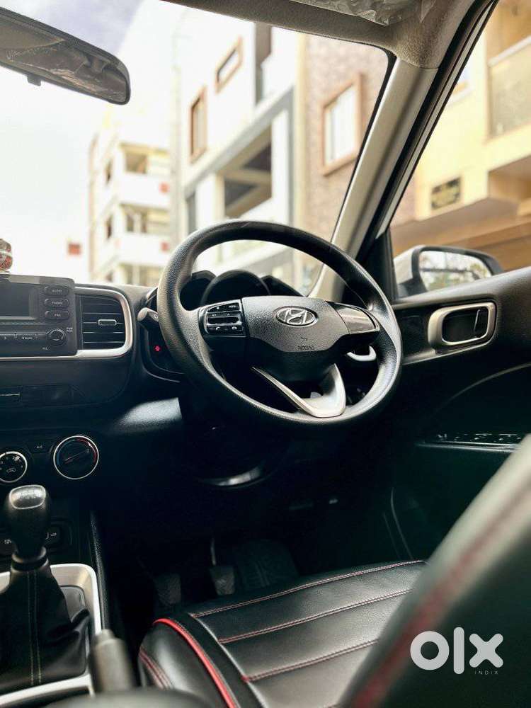 Hyundai Venue S 1.2 Petrol, 2021, Petrol