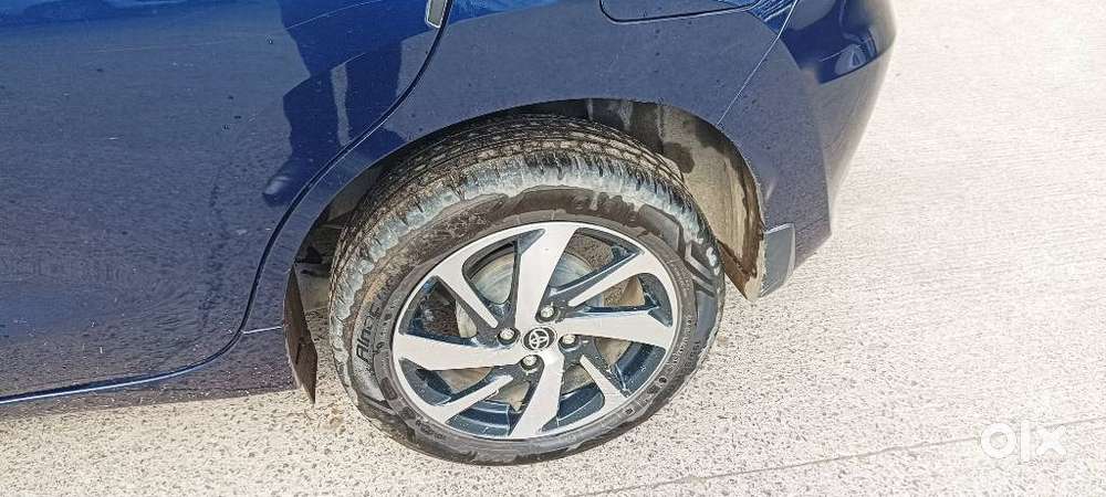 Toyota Glanza 1.2 V Amt, 2025, Petrol
