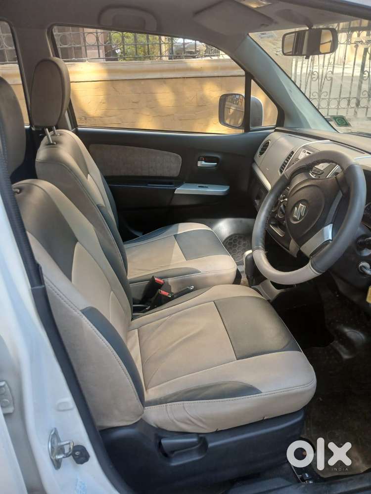 Maruti Suzuki Wagon R Vxi Amt, 2015, Petrol