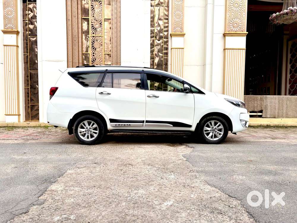 Toyota Innova Crysta 2.4 Gx Mt, 2016, Diesel