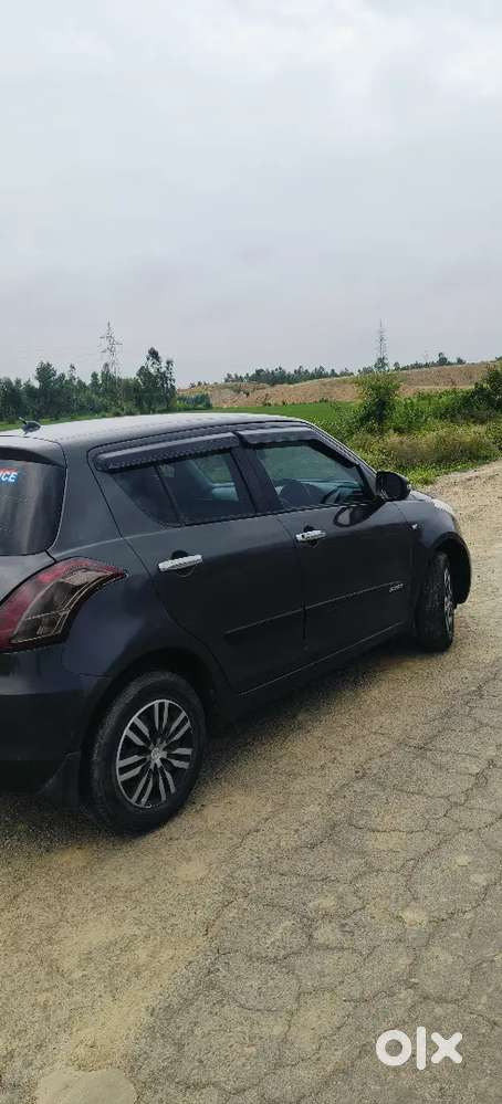 Maruti Suzuki Swift 2017 Diesel 88700 Km Driven