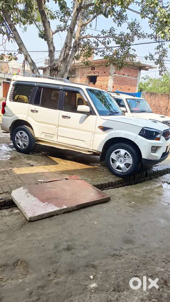 Mahindra Scorpio Classic 2015
