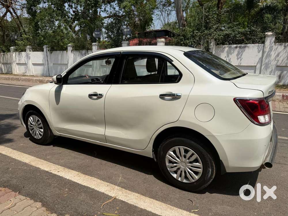 Maruti Suzuki Dzire 1.2 Vxi, 2022, Petrol