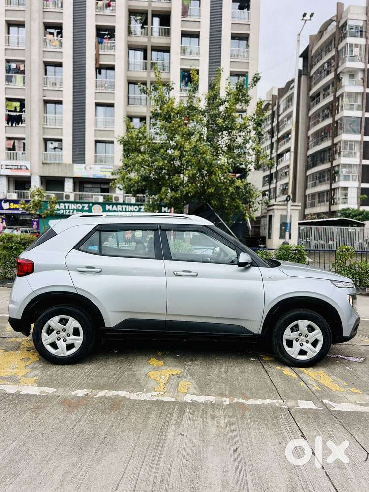 Hyundai Venue S Turbo, 2019, Petrol