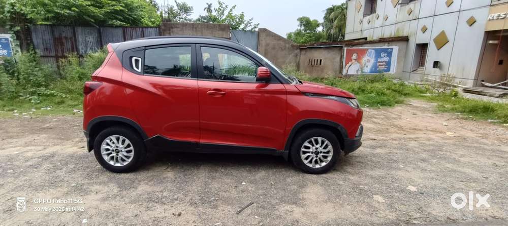 Mahindra Kuv 100 G80 K8 Dual Tone, 2017, Diesel
