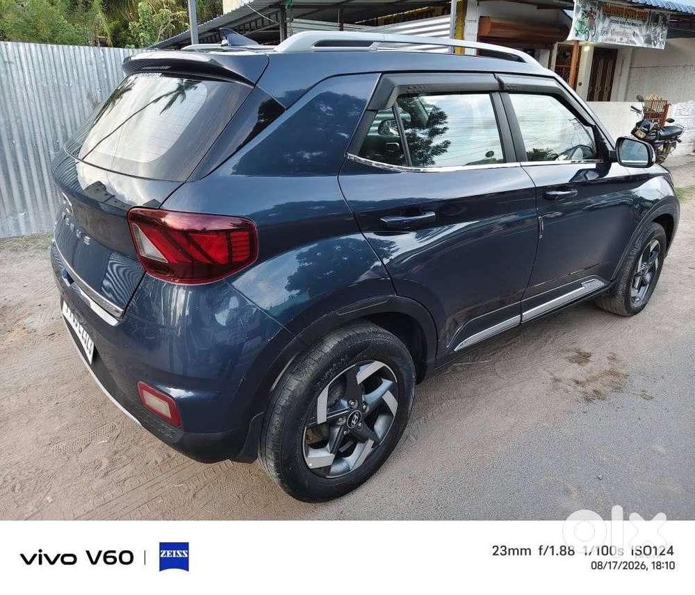 Hyundai Venue Sx(o) 1.0 Turbo Mt Knight Edition Dual Tone, 2021, Die..