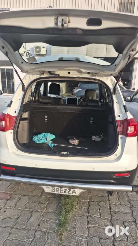 Maruti Suzuki Vitara Brezza 2022 Petrol 93000 Km Driven