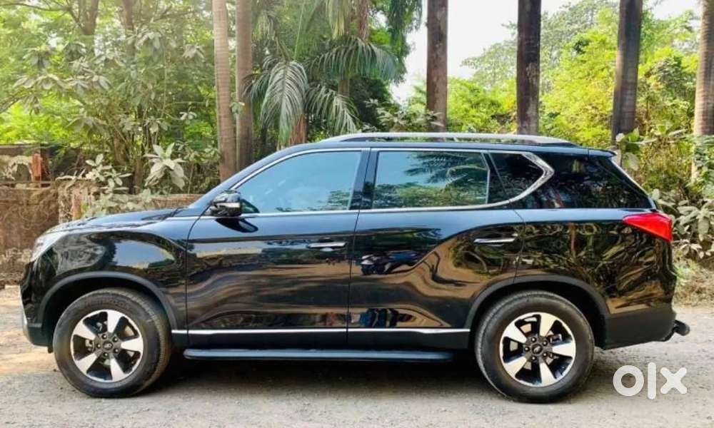Mahindra Alturas G4 4wd At, 2021, Diesel