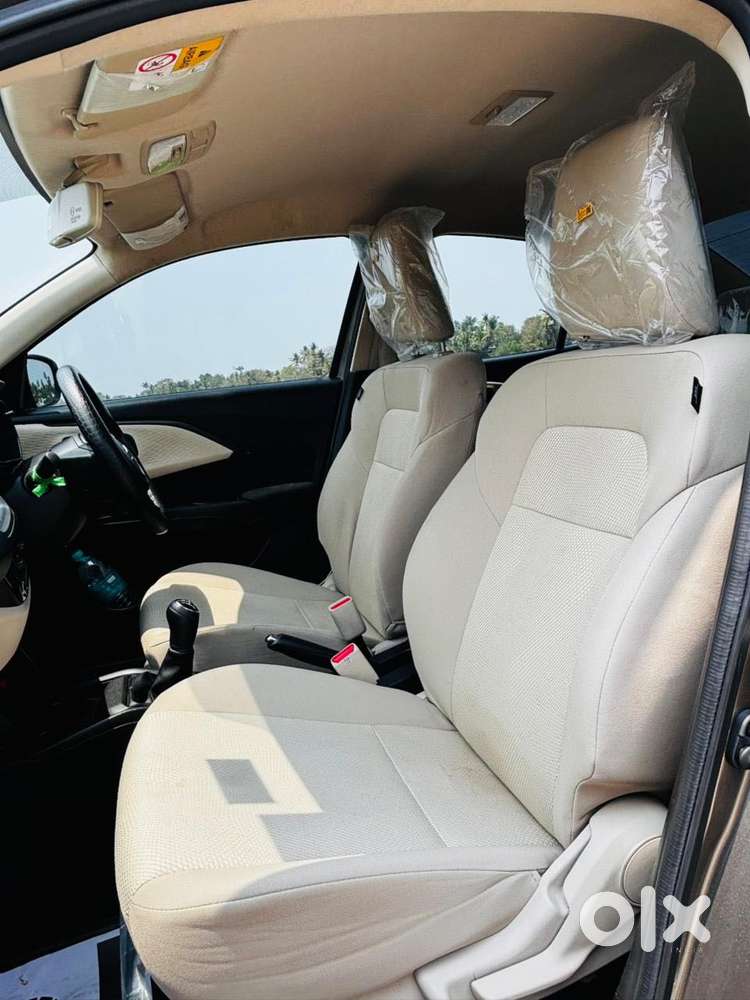 Maruti Suzuki Swift Dzire Vxi Optional, 2024, Petrol