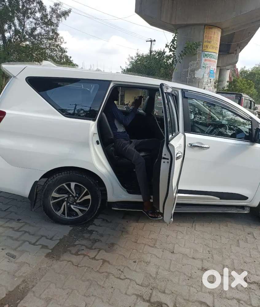 Toyota Innova Crysta 2.4 Mt 2021